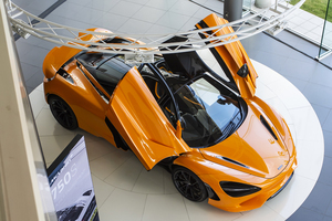 マクラーレン750S 「簡単」ではなかった6年目の進化　年内の枠、完売の反響