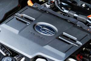 めちゃ期待！ スバル新型「凄いエンジン」今秋披露!?  独自の「水平対向エンジン」どうなる？ そもそもどんな特徴がある？