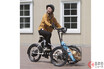 バイクの「カワサキ」が普通免許必須「電動3輪ビークル」を発売！ 新事業「ノスリス」にて2023年春より国内展開へ