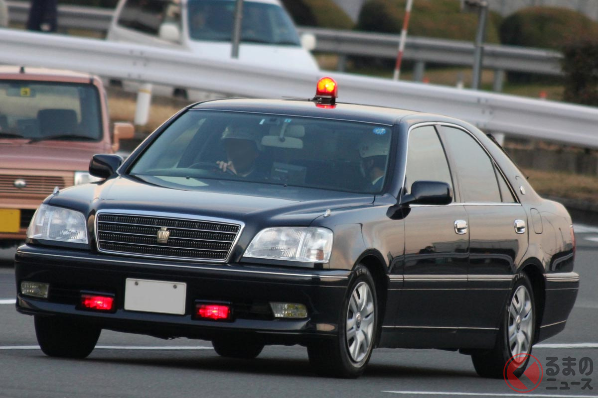 クラウン を見たら警察車両を疑え 地味セダンばかりじゃない 覆面パトカー の見分け方 くるまのニュース 自動車情報サイト 新車 中古車 Carview