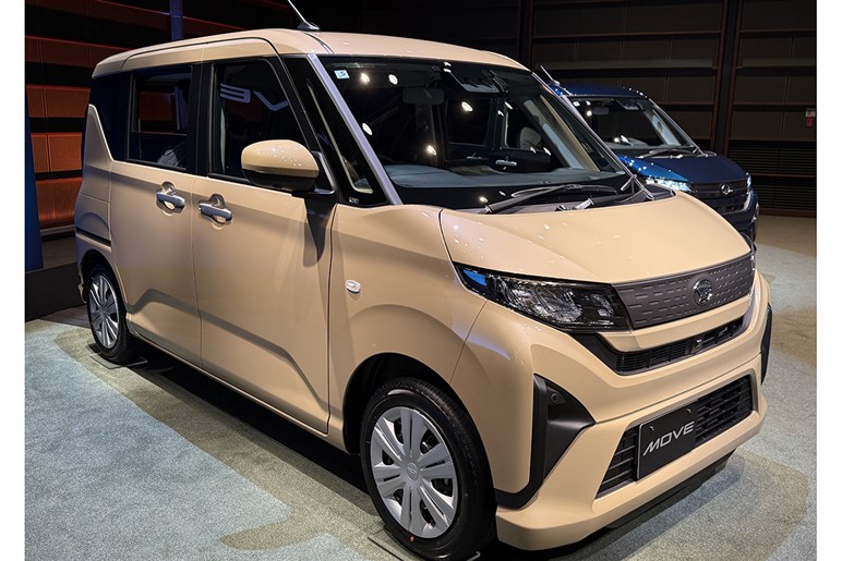 新型「ムーヴ」の売れ筋は150万円以下！ Xグレードの“割り切り”と装備の狙いを開発者に聞いてみた