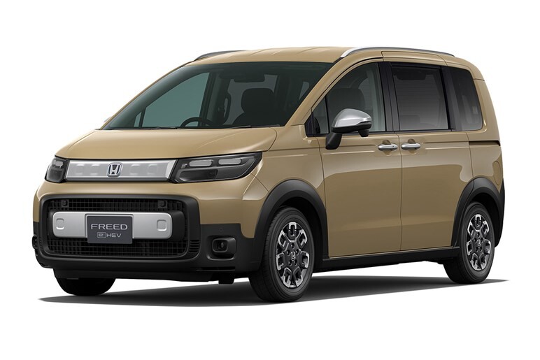 【フリード一部改良】謎すぎた“つけたいオプションつけられない問題”の解消でまた納期が延びる？現行型の納車待ち勢から炎上待ったなしか