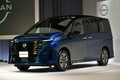 新型「セレナ」にスイッチ式シフトを日産車で初採用　こだわりの横並びボタンの操作しやすさは