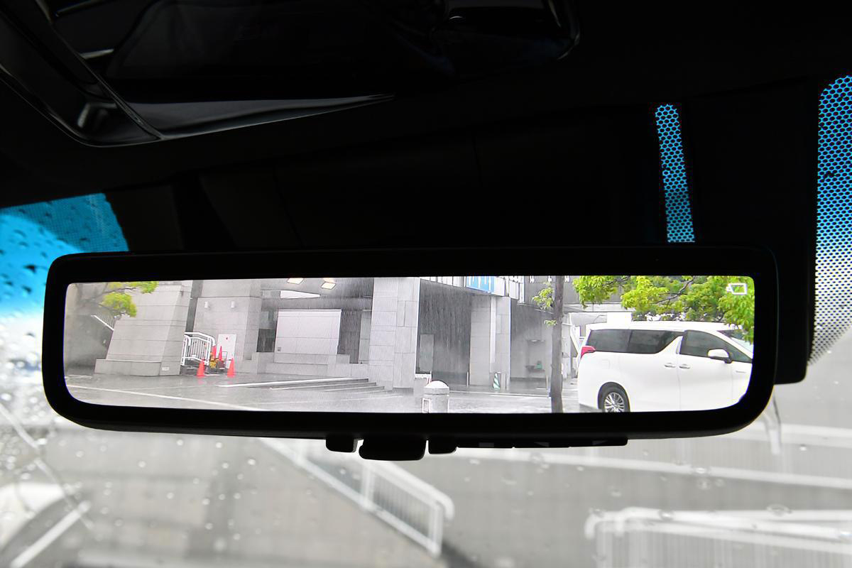 今後はクルマの必須装備となる可能性大 後付け品も増えてきたデジタルルームミラーの選び方 Auto Messe Web 自動車情報サイト 新車 中古車 Carview