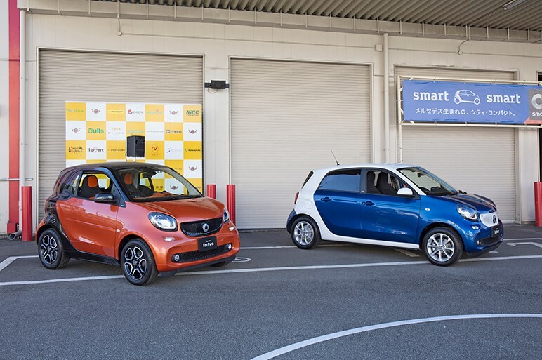 新型スマートフォーツー試乗。回転半径3.3m＆上質な走りと質感