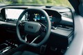 実はかなりお買い得！──新型アウディQ6 e-tron quattro advanced試乗記