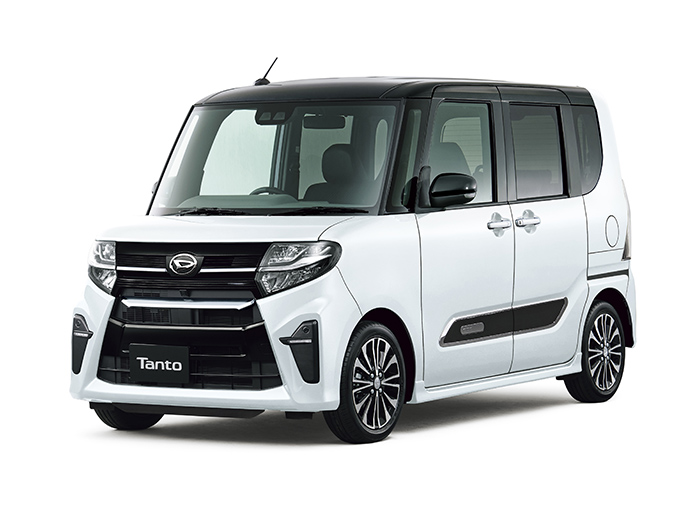 年上期版 届出済未使用車カタログ 中古車なのに新品同様 今オススメしたいスーパーハイト軽はコレ カーセンサー 自動車情報サイト 新車 中古車 Carview