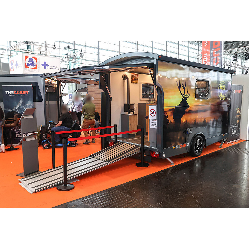 車いすで自由にアウトドアを楽しむ「THECUBERのキャンピングトレーラー」／REHACARE（リハケア）2025