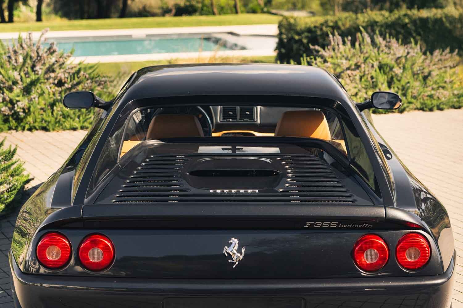 元F1ドライバー ミケーレ・アルボレートが所有していたフェラーリ「F355」が約2740万円で落札！