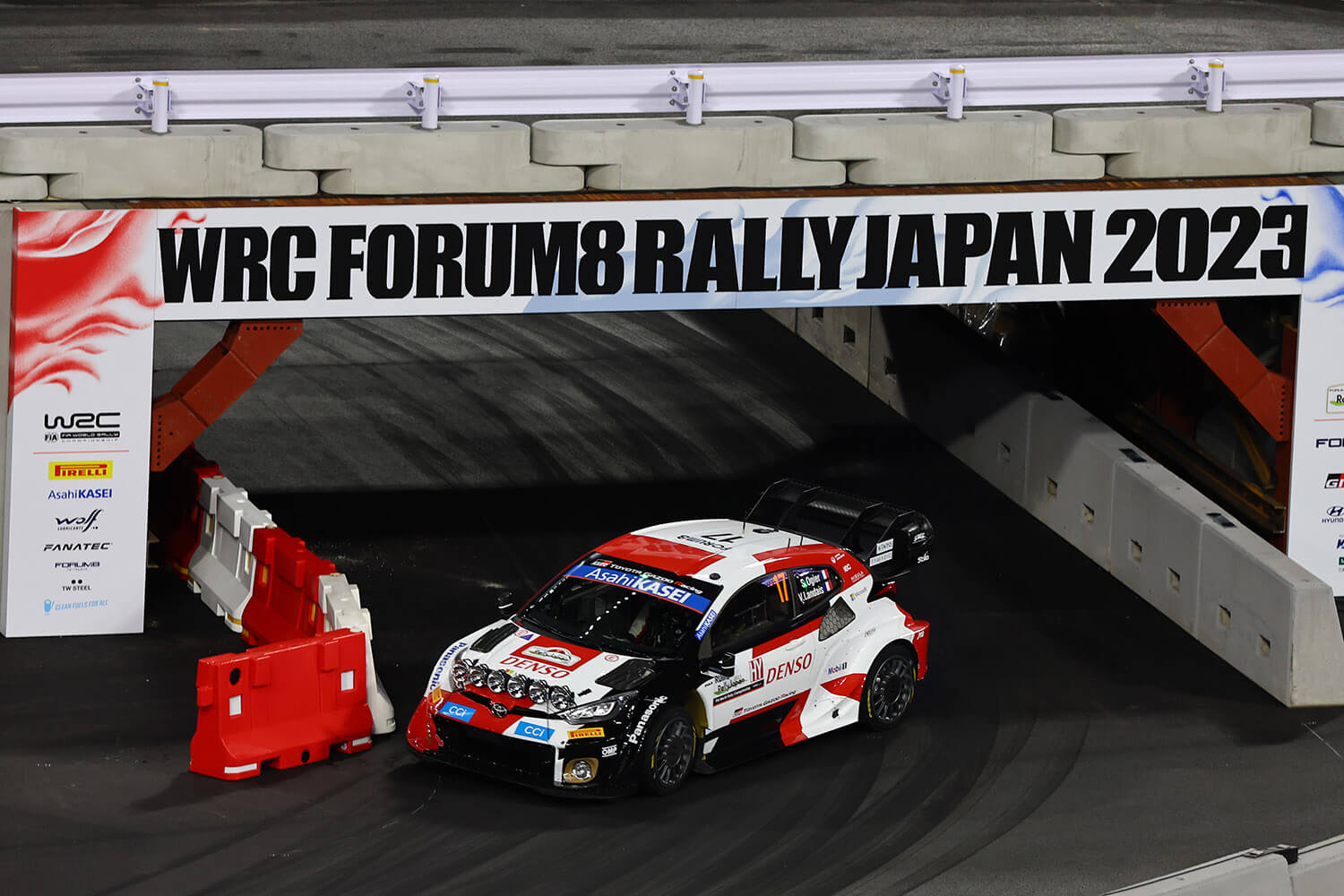 WRC第13戦「フォーラムエイト・ラリージャパン2023」がついに開幕！　SS1を終えてトヨタ勢最上位はGRヤリスの勝田貴元選手の５位