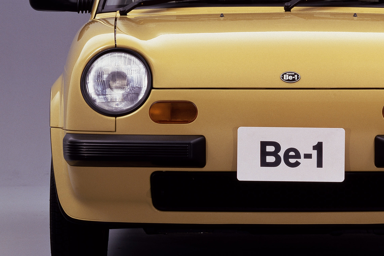 バブル期に一斉を風靡した日産 パイクカー Be 1 に Pao フィガロ のベースとなったクルマとは Auto Messe Web 自動車情報サイト 新車 中古車 Carview