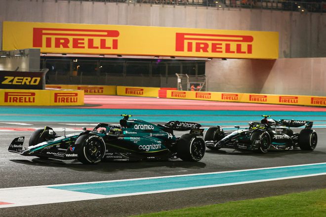 アロンソ、F1アブダビGPでのハミルトンに対する“ブレーキテスト”を否定。減速は「DRSを得るため」の策略と説明