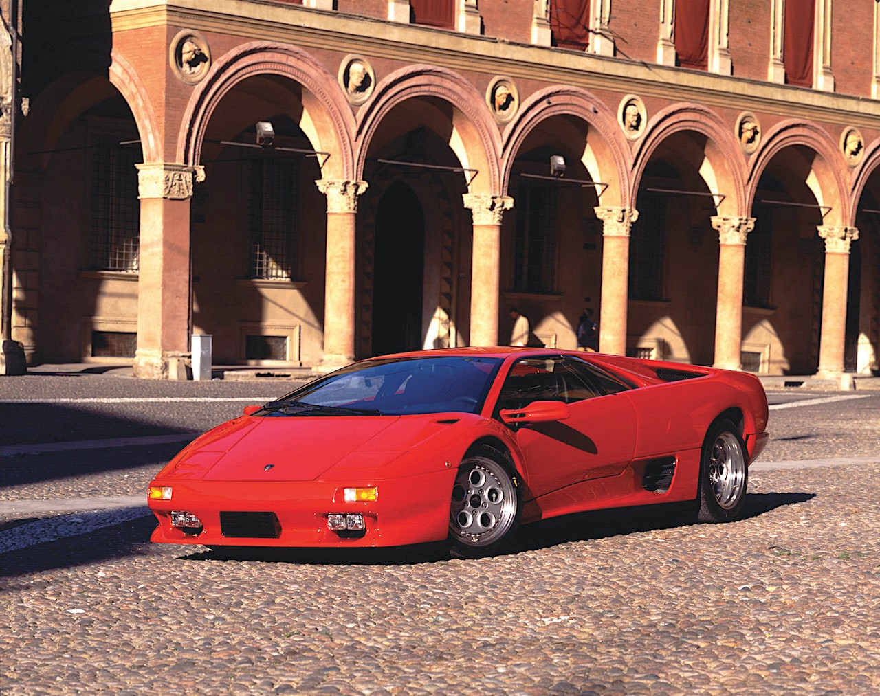 ディアブロの進化と派生モデルを追う 1992 1999 ランボルギーニ ヒストリー Genroq Web 自動車情報サイト 新車 中古車 Carview