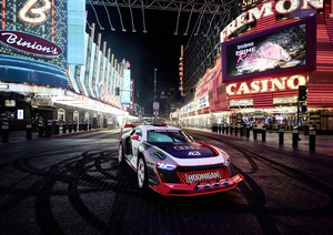 夜のラスベガスを封鎖してアウディのBEVが大疾走！　ケン・ブロックがワンオフモデル「Audi S1 e-tron quattro」を使って新作映像を公開