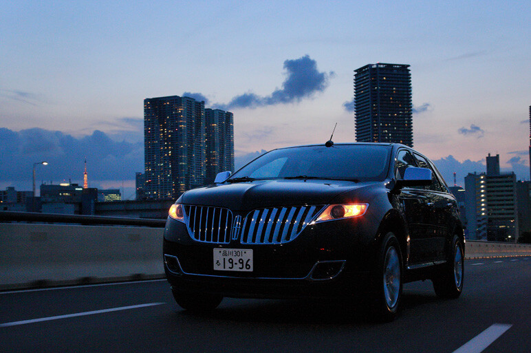 リンカーンMKX　個性も迫力もアメリカンサイズ