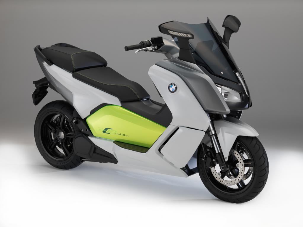 ”出川のバイク”とか、PCXエレクトリック、ハーレーなどいま気になる電動バイクを一挙紹介!【出川哲朗の充電させてもらえませんか】!