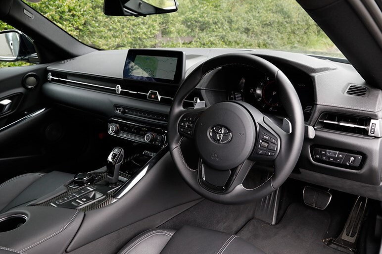 スープラの全体感を編集がチェック。ケイマン、アルピーヌなどライバルは手強い