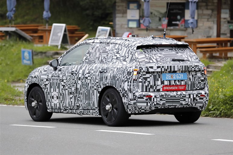BMWを抜いて欧州3位へ？ 430万円以下の新型クロスオーバーEV「エピック」でシュコダのジャイアントキリングなるか