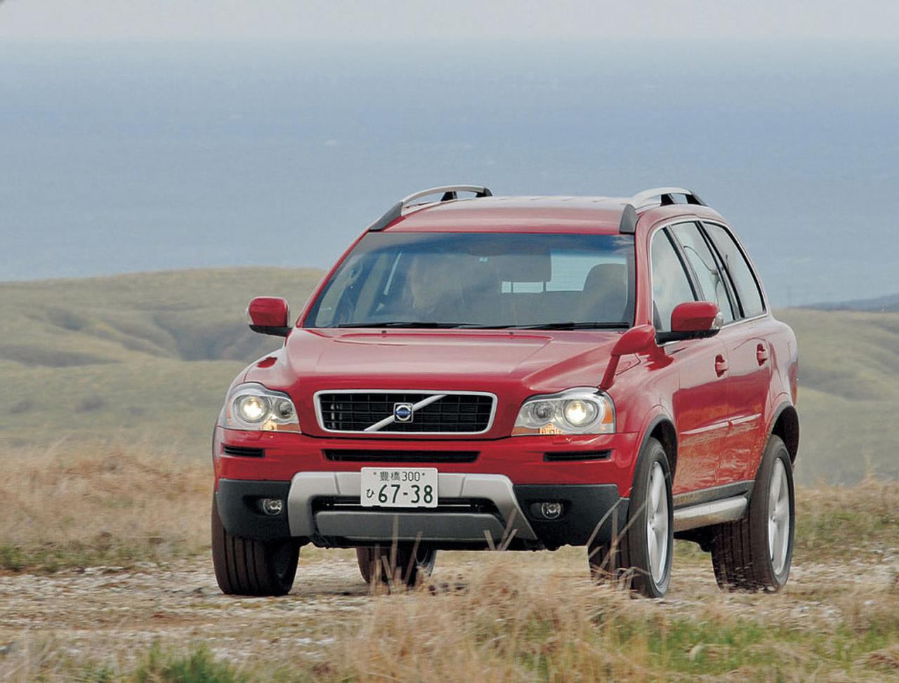ヒットの法則341 限定車ボルボxc90 3 2スポーツは3 2l直6エンジンの魅力をストレートにアピール Webモーターマガジン 自動車情報サイト 新車 中古車 Carview
