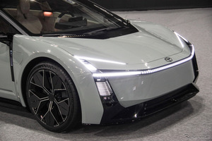 「このまま出て欲しい」「かっこいい！」既成概念を壊す、次世代トヨタ『カローラ』の姿に注目集まる