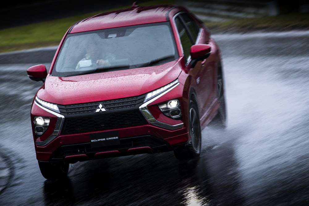 2つの大ニュース 三菱エクリプス クロス年型 見た目が大変化 Phev追加 アウトランダーとの違いは Autocar Japan 自動車情報サイト 新車 中古車 Carview