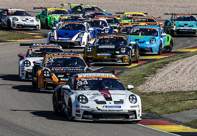 【ポルシェの実力／MOTOR SPORTS対談】戦うことでクルマとヒトを鍛える。それがPORSCHEの伝統であり強みになっています