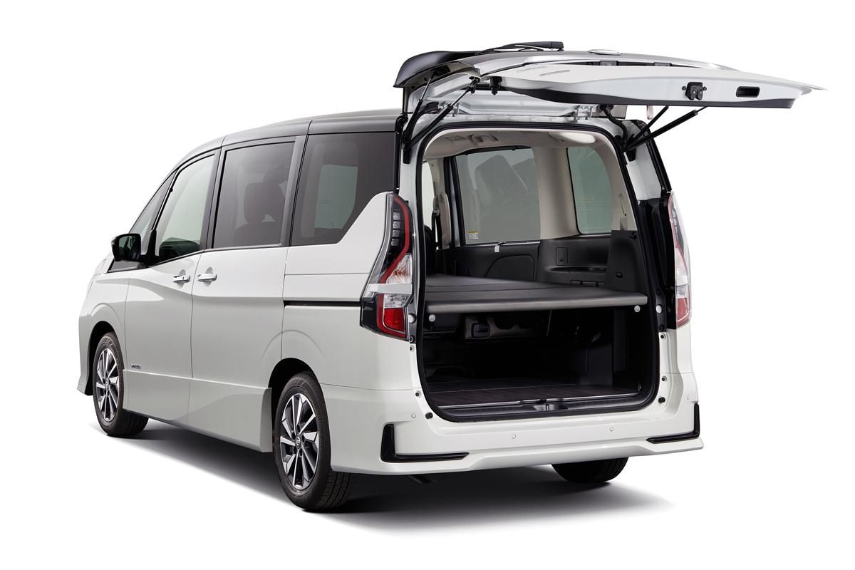 いま人気のミニバン 日産セレナ の車中泊仕様が登場 マルチに使える完成度 Web Cartop 自動車情報サイト 新車 中古車 Carview