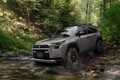 トヨタ 新型「RAV4」初公開！ アクティブ派か、都会派か…個性キワ立つ３スタイルを提供