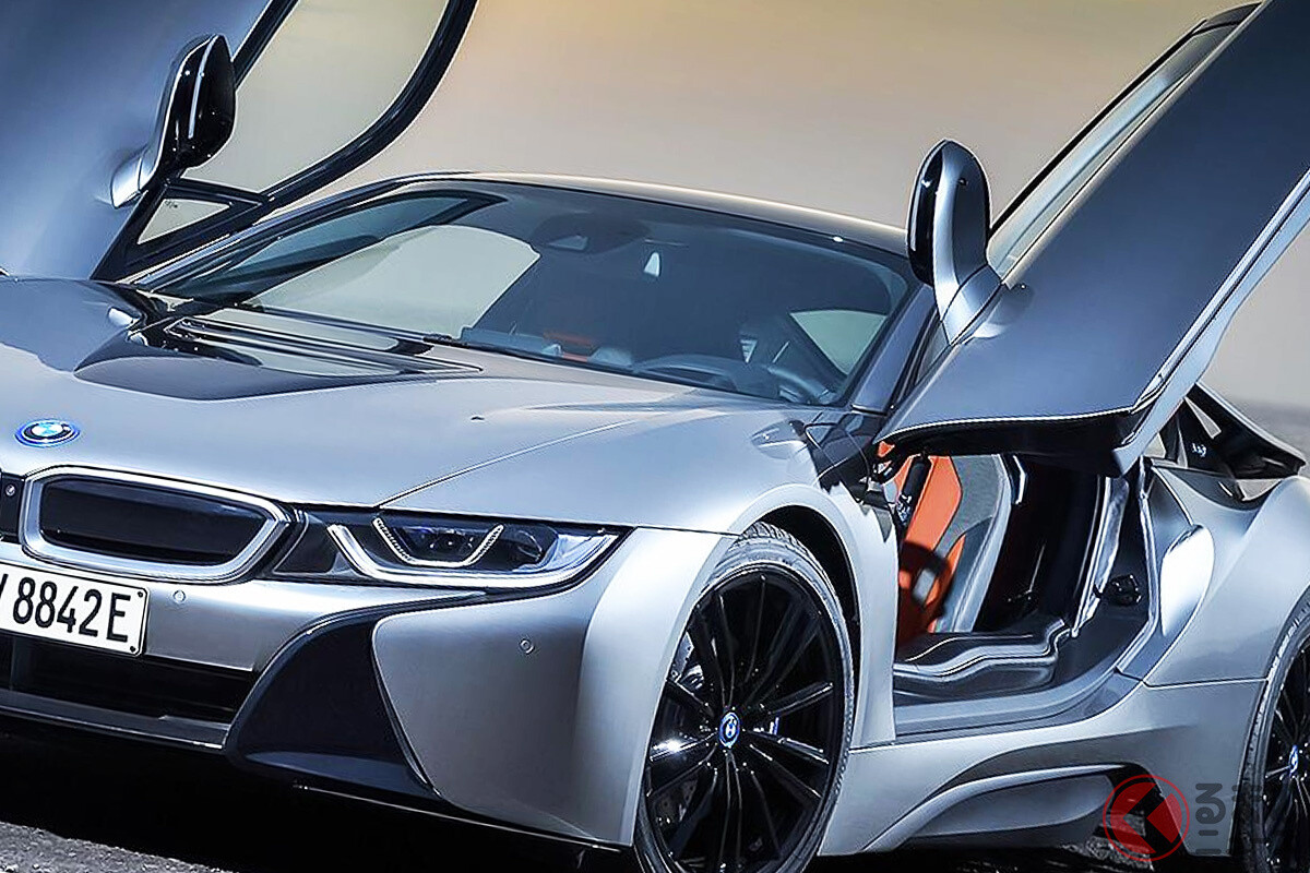 新車価格2000万円級！ R-1王者が愛車BMW「i8」を披露！ 思わず吐露した「悩み」も？