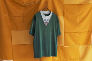 素材＆カラーリングでモードな遊びが垣間見えるロエベ──2025年夏のTシャツ&カットソーコレクション