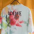 素材＆カラーリングでモードな遊びが垣間見えるロエベ──2025年夏のTシャツ&カットソーコレクション