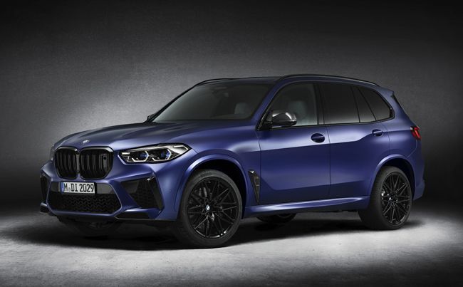 存在感あふれるマットカラーを採用した Bmw X5 M X6 M First Edition が限定10台で発売 カー アンド ドライバー 自動車情報サイト 新車 中古車 Carview