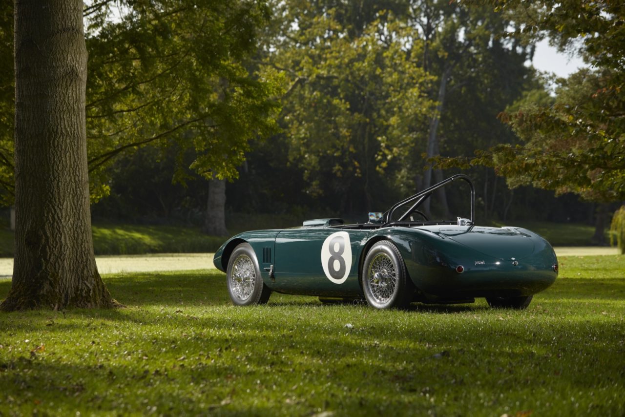 伝説の名車 アラード のル マン車両が蘇る 1950年代のアングロ アメリカンが継続生産をスタート Genroq Web 自動車情報サイト 新車 中古車 Carview