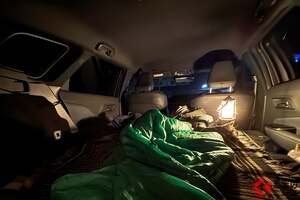 「寒ければエンジンをかければいい」はNG？ 車中泊で快適に過ごす方法は？ 最新モデルは快適？ 冬の車中泊どうすれば