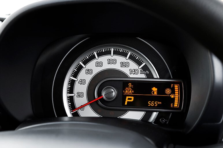 新型アルトに速攻試乗！　見た目はファニーに、中身は質実剛健な進化を遂げている