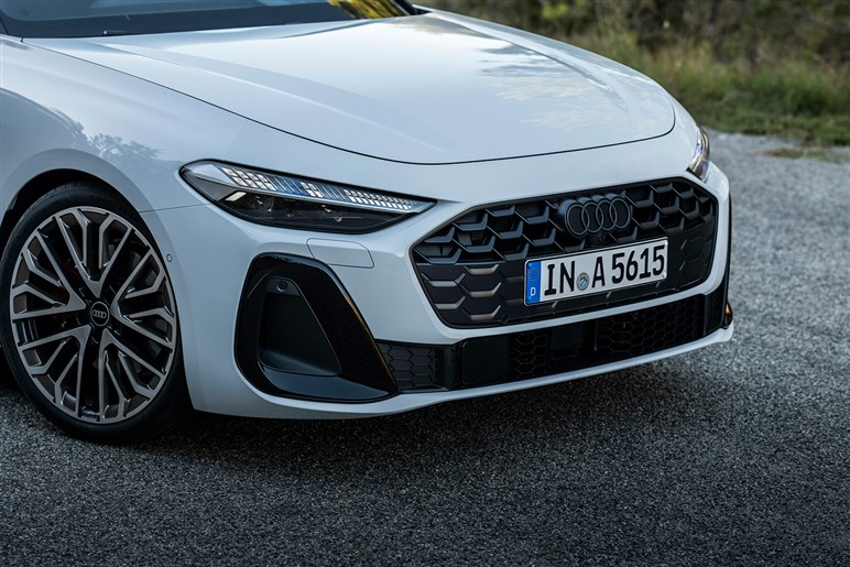 【かっこいいぞ…】アウディ新型「A5」＆「S5」公開！　実質A4の後継モデルはファストバックの5ドアとワゴンを設定