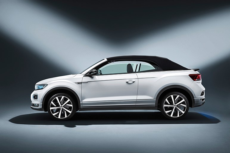 フォルクスワーゲン、コンパクトSUV「T-Roc」のオープン版を世界初披露