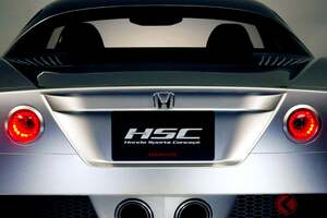 ホンダの純ガソリン「“2人乗り”スポーツカー」！ 超パワフルな「V型6気筒エンジン」をミッドに搭載！ スポーティな「ワイド＆ロー」を実現した“HSC”に熱視線！
