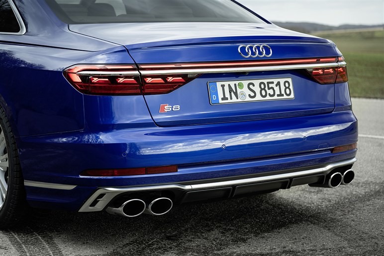 アウディの最高級車 A8 と S8 がマイチェン 業界が注目する レベル3 自動運転が今回も見送られた理由とは Carview 自動車情報サイト 新車 中古車 Carview