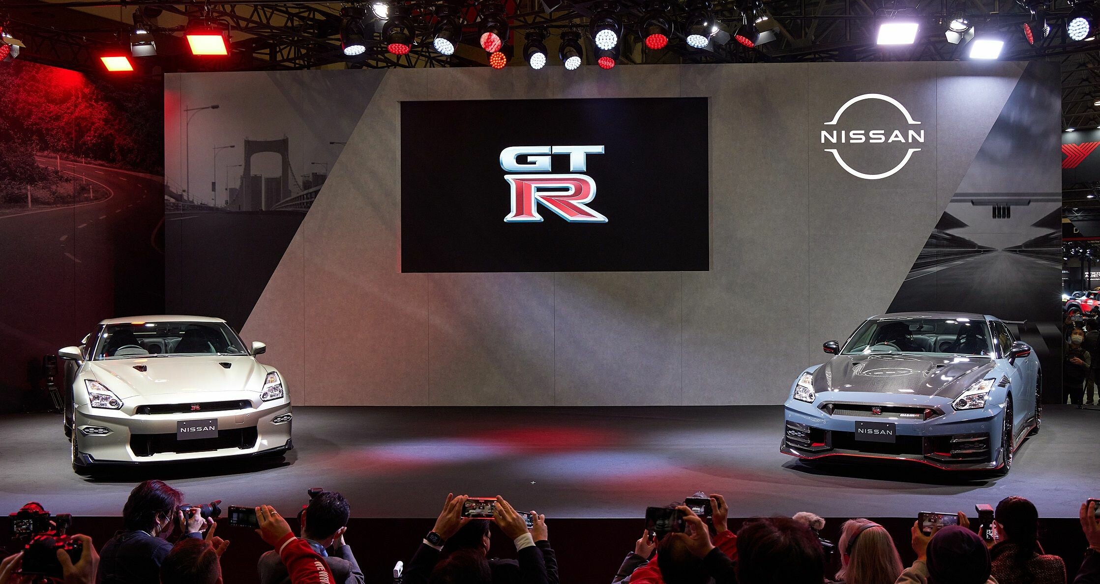 〈東京オートサロン2023〉日産、「GT-R」2024年モデルを初公開　フロントデザイン一新　2023年春発売予定