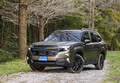 【最新モデル試乗】これぞ「正統派SUV」、全面刷新された新型SUBARUフォレスターは販売絶好調。個性明快な走り味が気持ちいい！