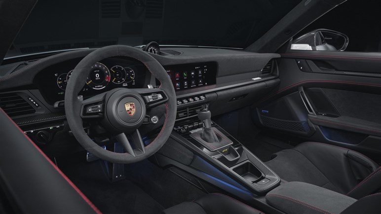 ポルシェ新型「911GT3」初公開！ 4L“ピュア”ボクサーは510PS、「ツーリング」同時発表。2814万円