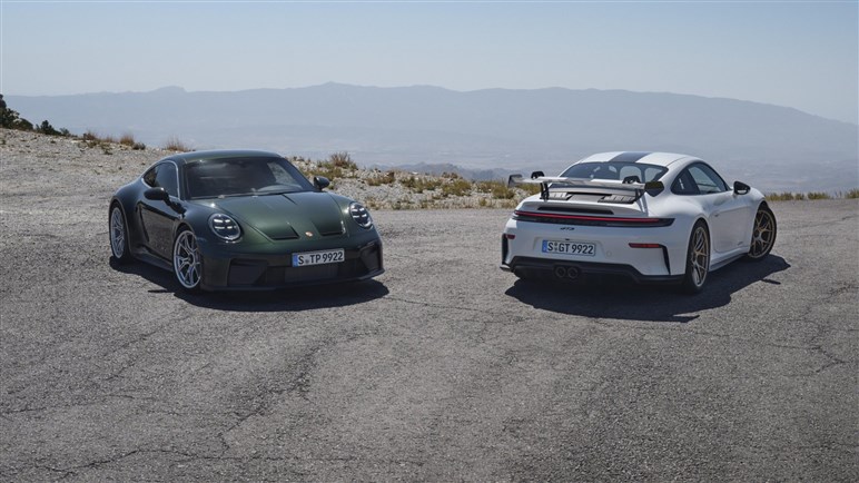 ポルシェ新型「911GT3」初公開！ 4L“ピュア”ボクサーは510PS、「ツーリング」同時発表。2814万円