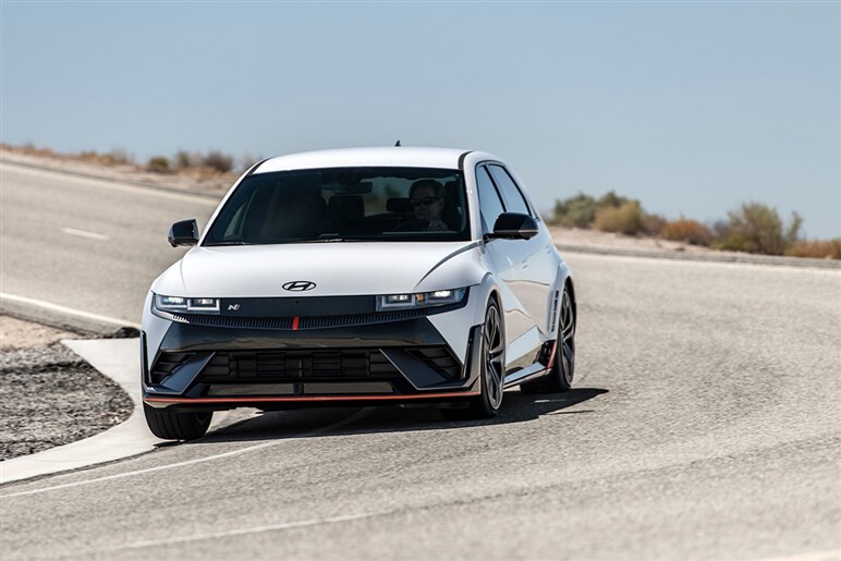 “クルマ日本一”を決めるCOTYはどんな基準で選ばれるのか？ 今年の10ベストも予想してみた