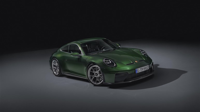 ポルシェ新型「911GT3」初公開！ 4L“ピュア”ボクサーは510PS、「ツーリング」同時発表。2814万円