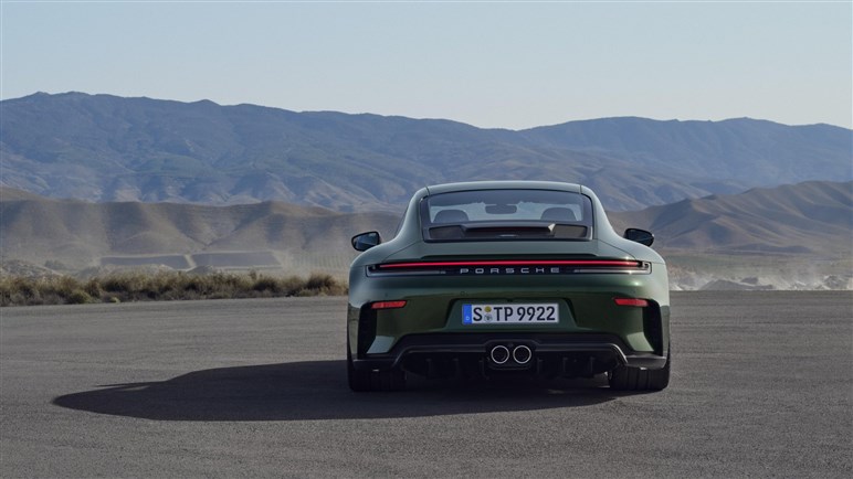 ポルシェ新型「911GT3」初公開！ 4L“ピュア”ボクサーは510PS、「ツーリング」同時発表。2814万円
