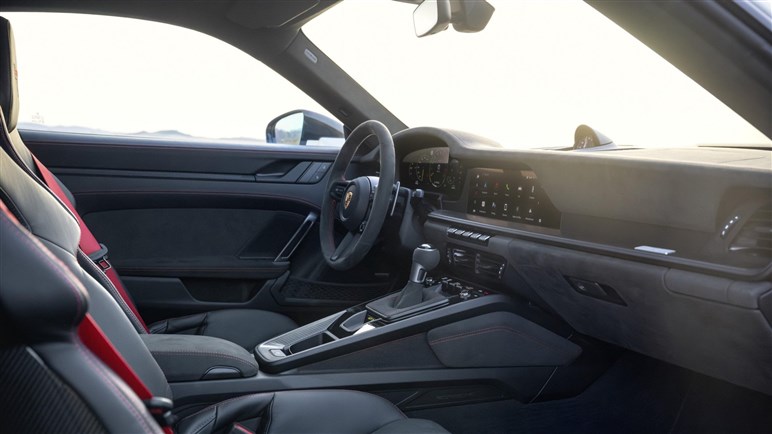 ポルシェ新型「911GT3」初公開！ 4L“ピュア”ボクサーは510PS、「ツーリング」同時発表。2814万円