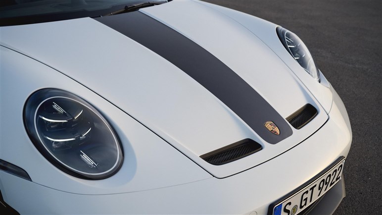 ポルシェ新型「911GT3」初公開！ 4L“ピュア”ボクサーは510PS、「ツーリング」同時発表。2814万円