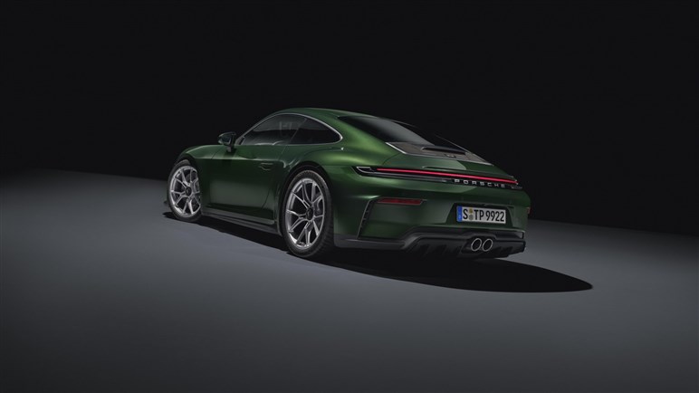 ポルシェ新型「911GT3」初公開！ 4L“ピュア”ボクサーは510PS、「ツーリング」同時発表。2814万円