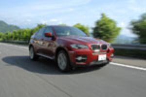 X6試乗、ハイテクの塊！高速ではリッター10kmも